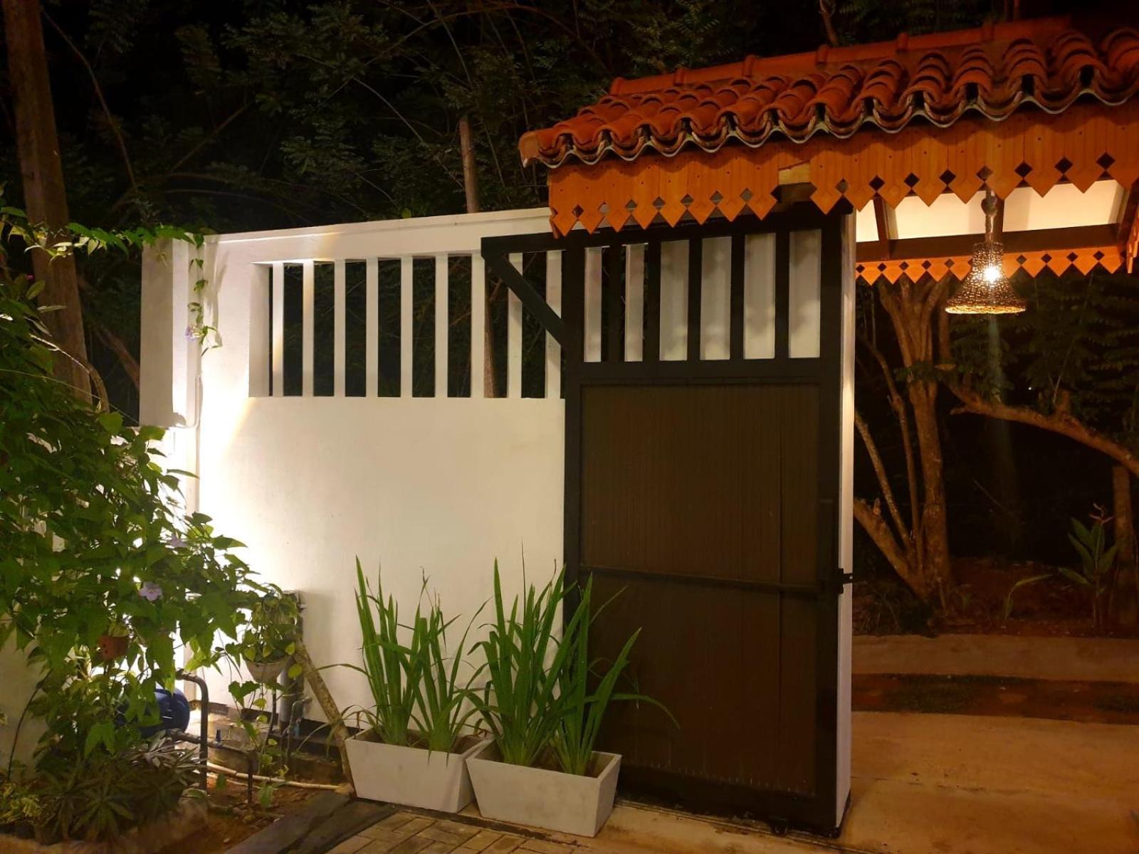 Lanka Villa Mirissa Esterno foto